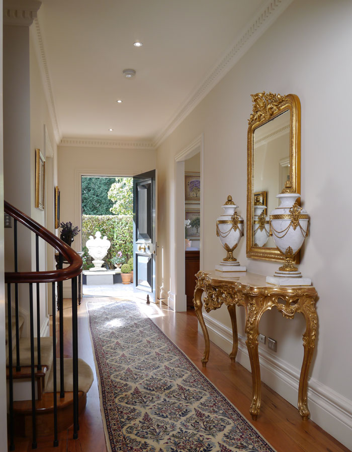 Louis style entrance with gilded table
