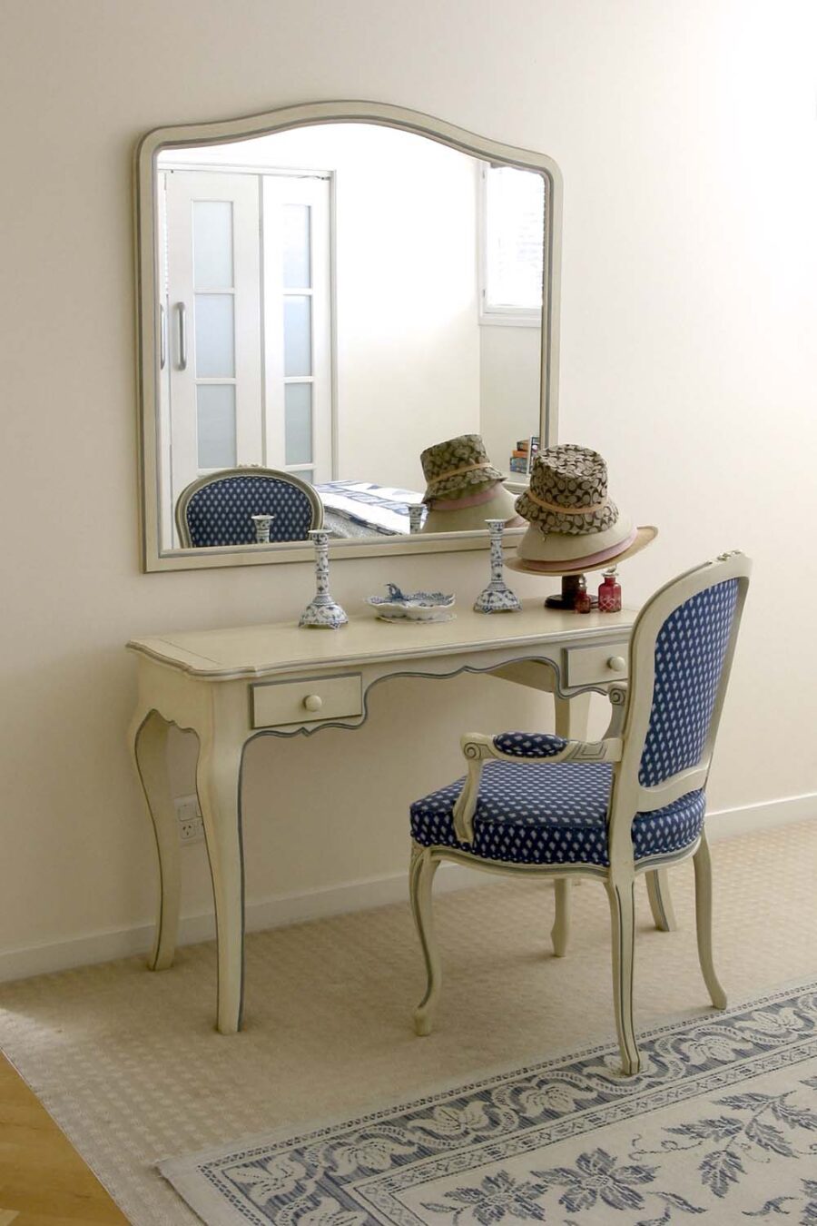 Classic French Antique White Dressing Table with Painted Trim
