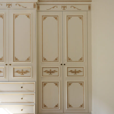 Luxury Classic FrenchBuilt-In Antique White Wardrobe with Gold Mouldings Detail