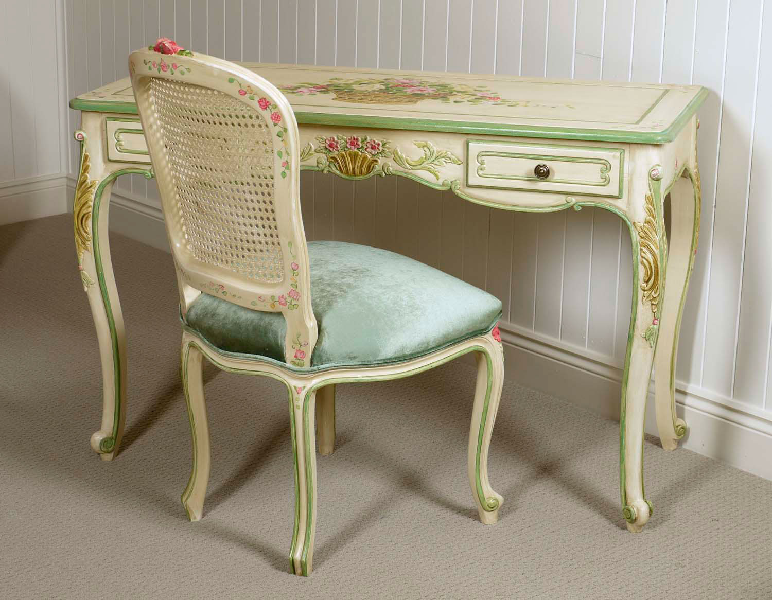 18 French hand-painted and decorative furniture finishes
