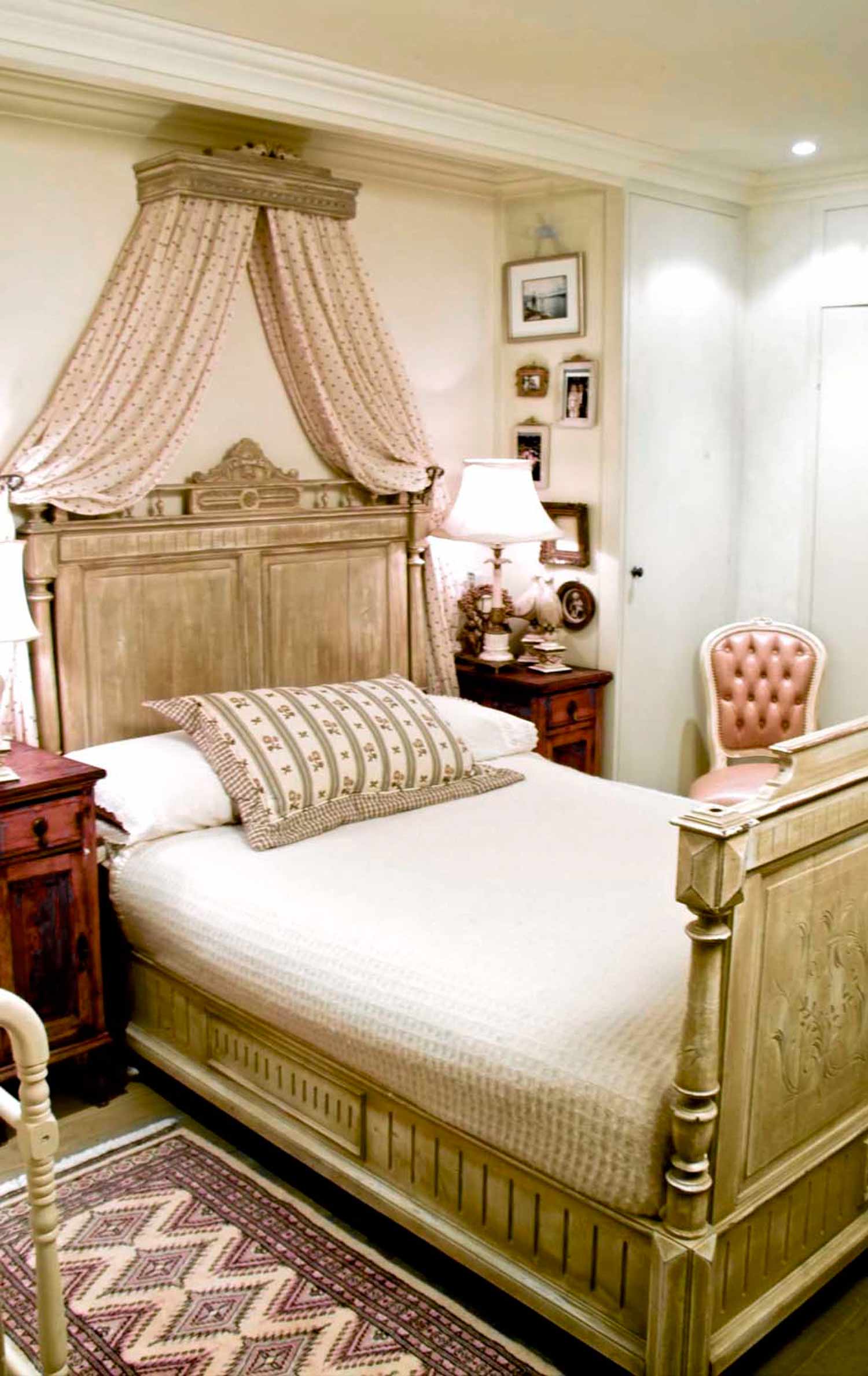 42 French bedroom interior design