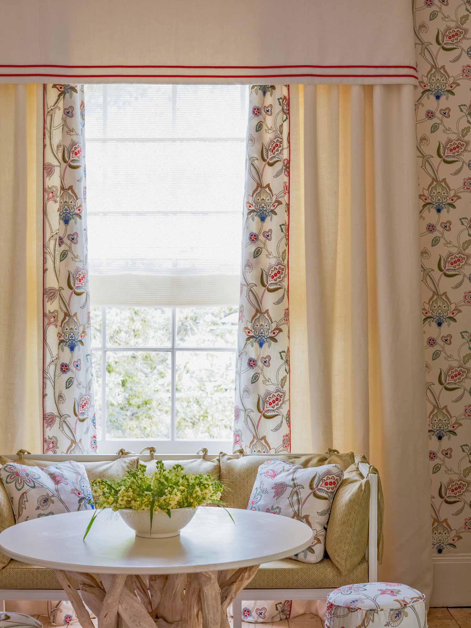 51 French and classical curtains for your interiors