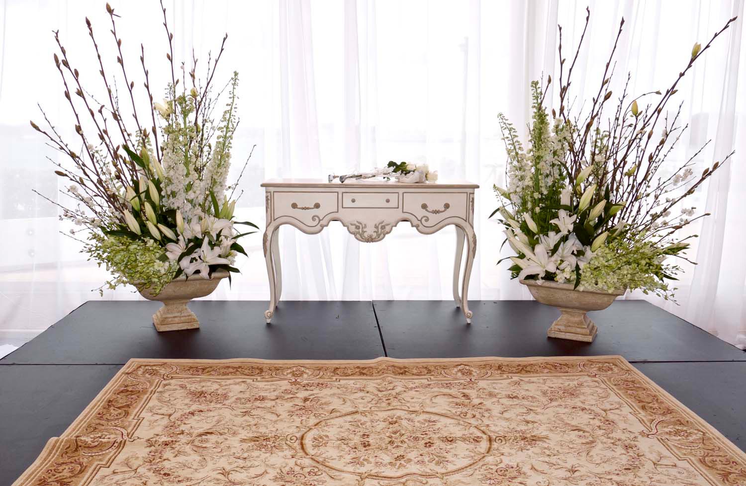 6 French furniture for wedding reception with hall table and classical rug