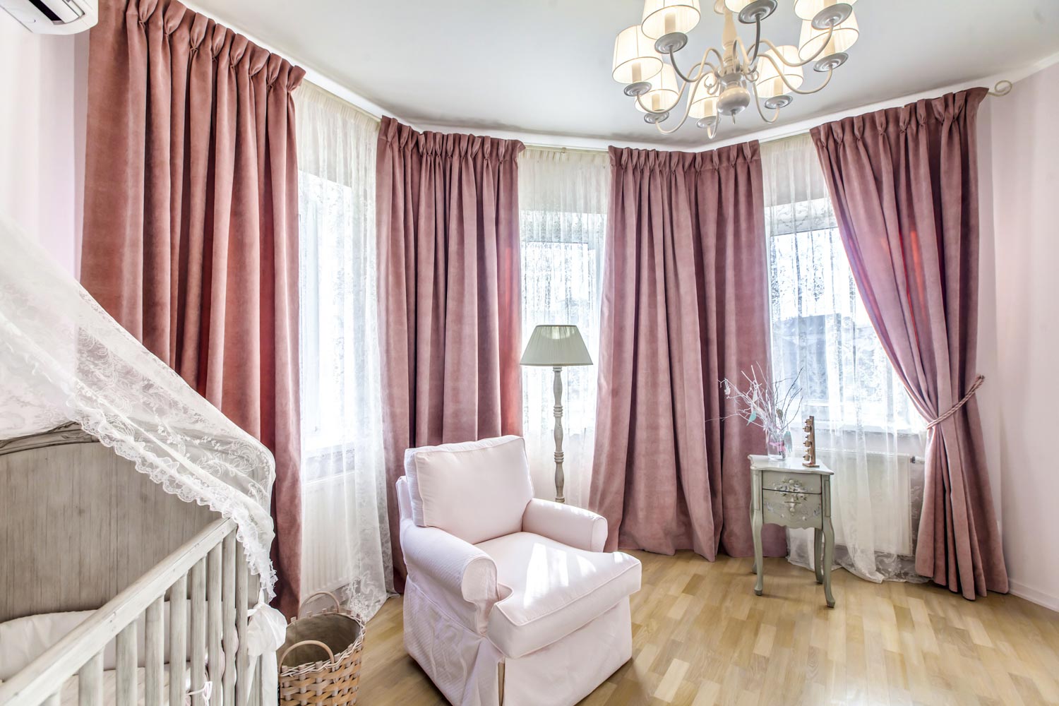 73 French and classical curtains for your interiors