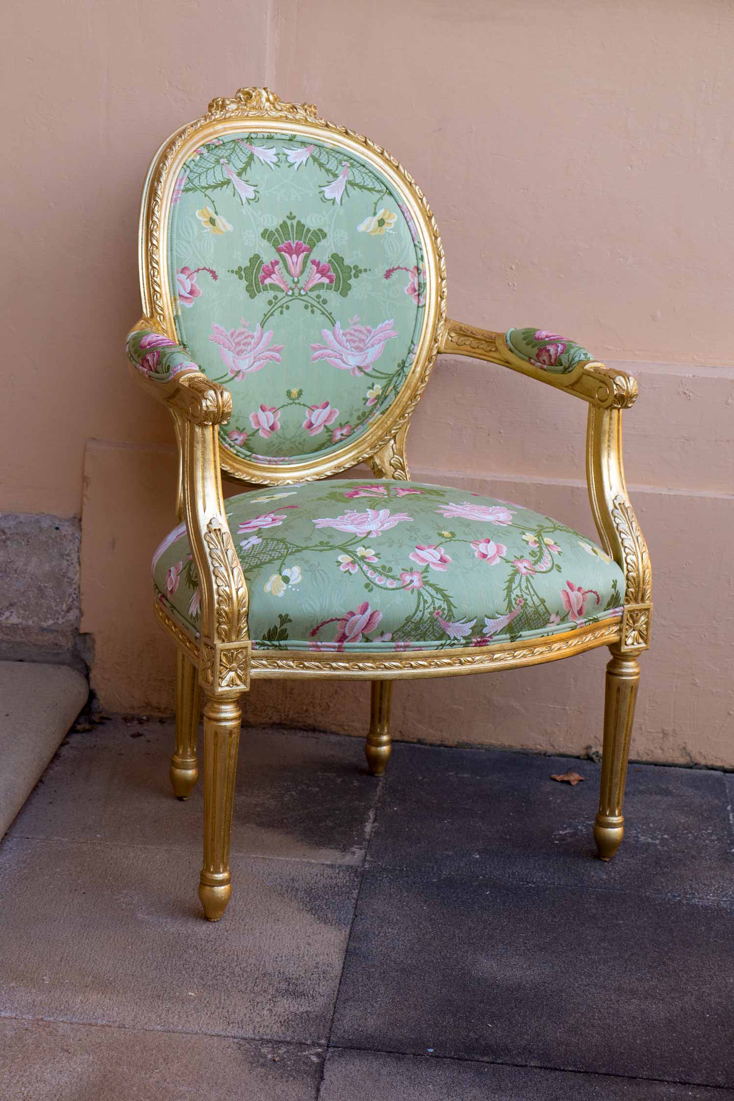 9- French versailles fabric