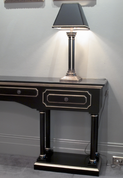 Hall console with lamp