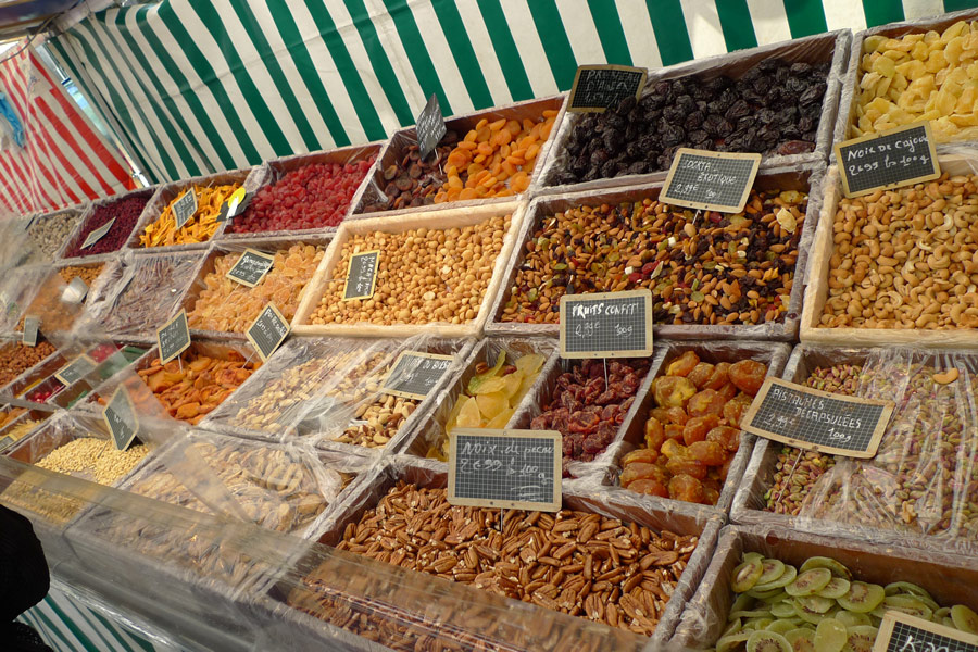 Market stall with nuts 