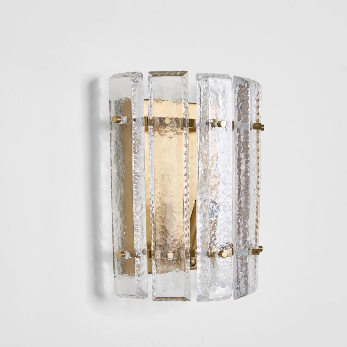 Araluen Hamptons Fluted Glass Wall Light Brass and Clear