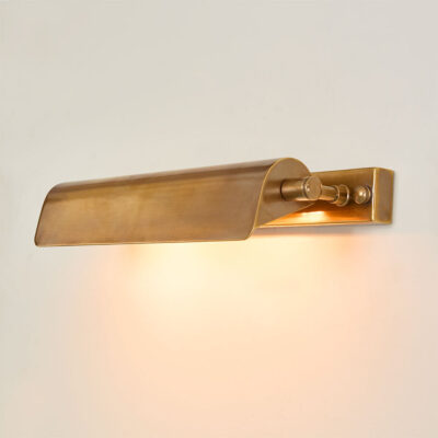 Ashbourne Traditional Picture Light Antique Brass