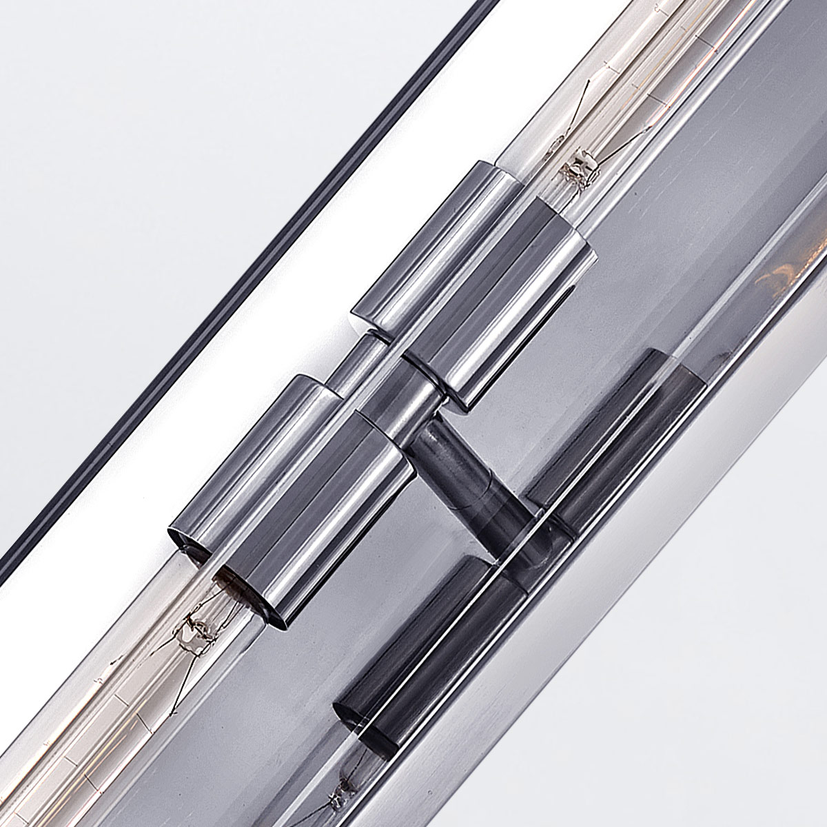 Beaumaris Grand Polished Chrome Wall Light Beaumaris Grand Polished Chrome Wall Light — detail view
