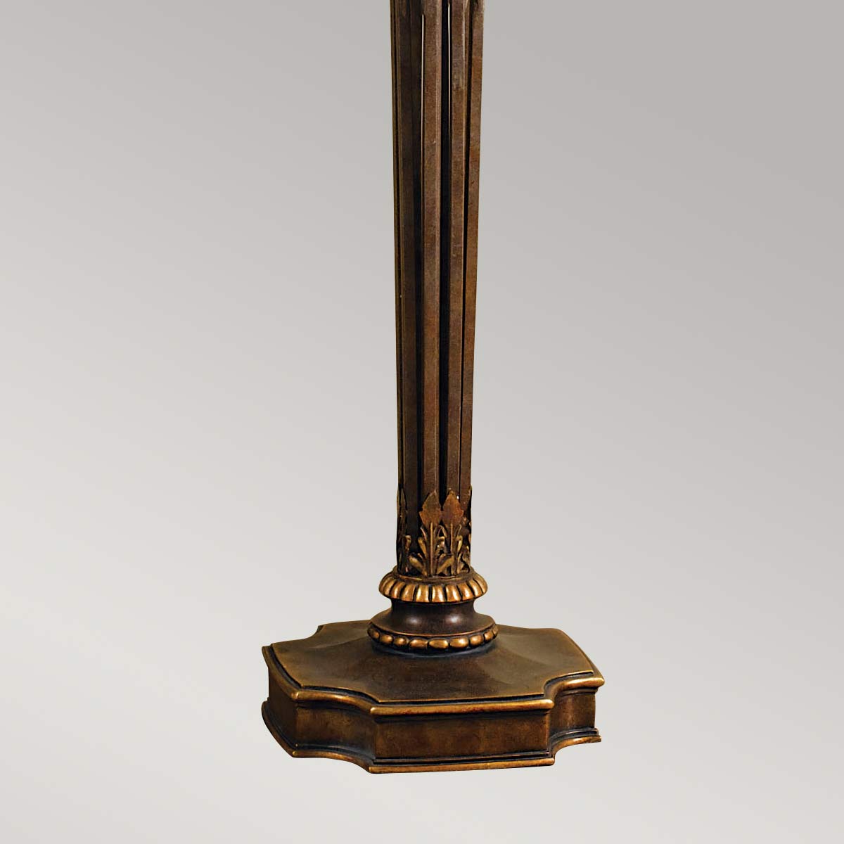 Belcanto French Provincial Torchiere Floor Lamp in Firenze Gold Belcanto French Provincial Torchiere Floor Lamp in Firenze Gold — detail view