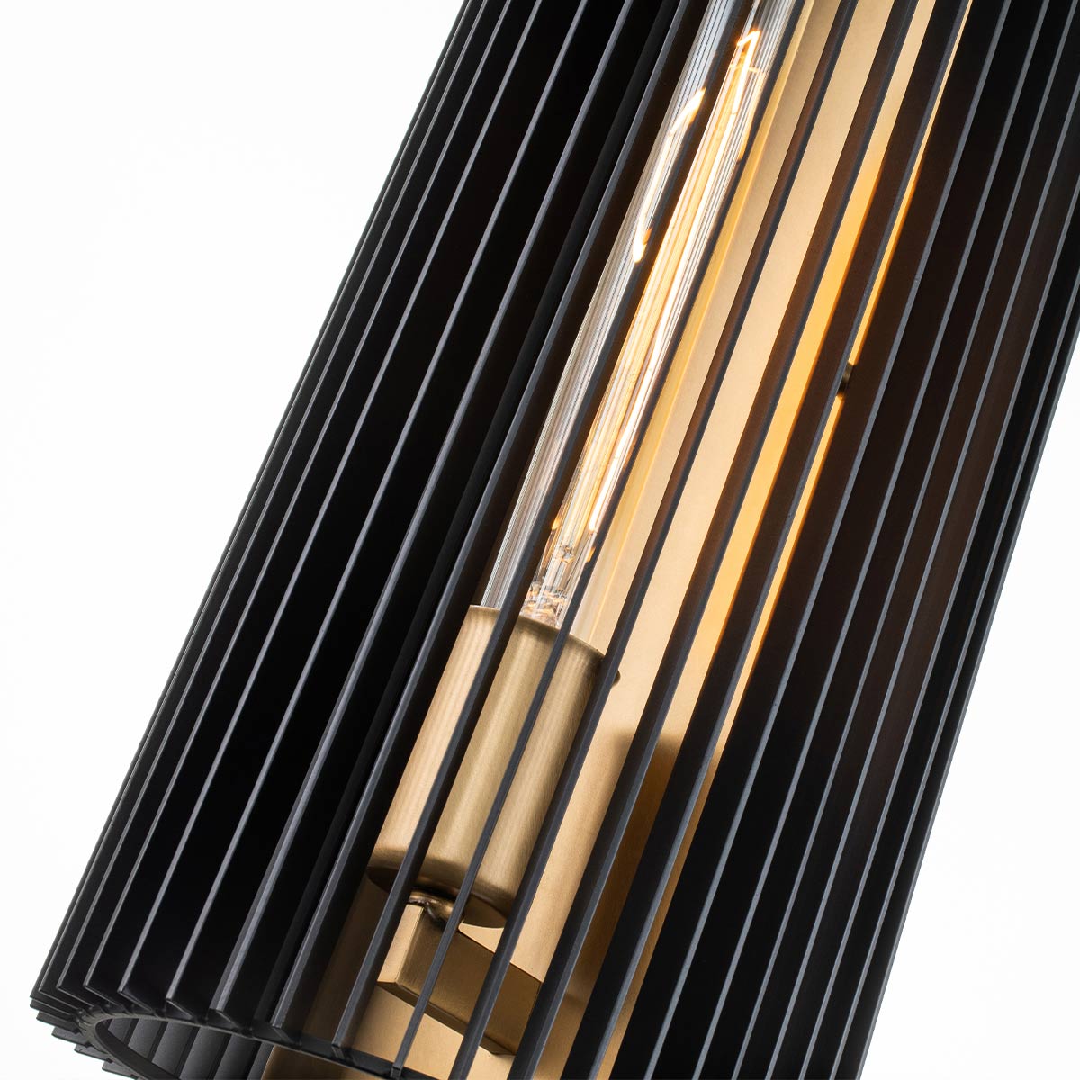 Braemount Retro Modern Wall Light Black & Natural Brass Braemount Retro Modern Wall Light Black & Natural Brass — detail view