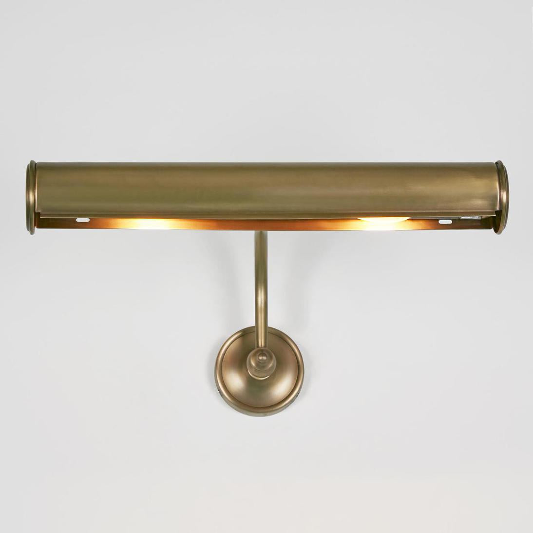 Brookfield Heritage Cylindrical Picture Light Antique Brass Brookfield Heritage Cylindrical Picture Light Antique Brass