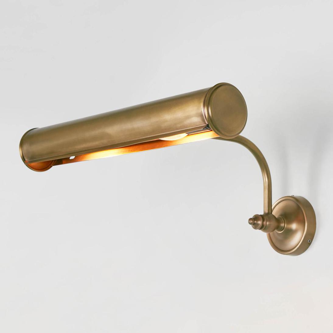 Brookfield Heritage Cylindrical Picture Light Antique Brass