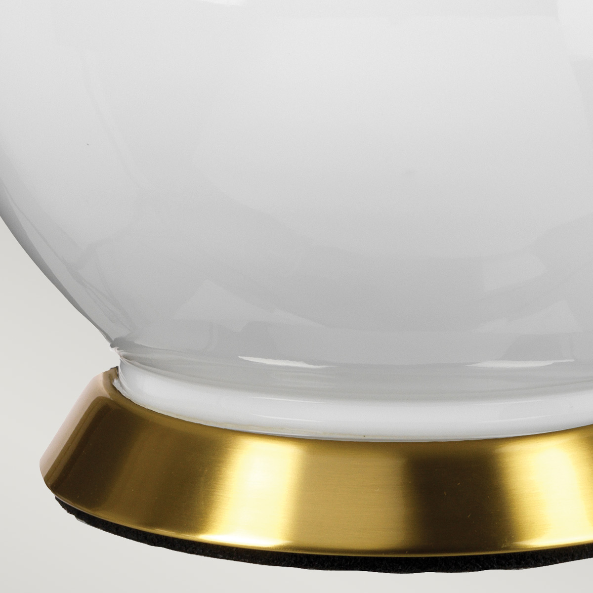 Cardenna Hamptons Double Gourd Table Lamp White and Aged Brass Cardenna Hamptons Double Gourd Table Lamp White and Aged Brass — detail view