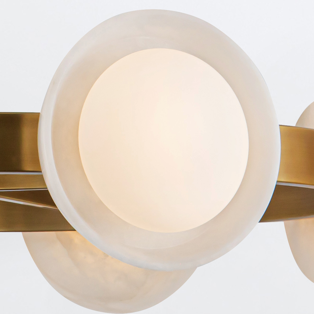 Castellan Retro Modern Alabaster Wheel Chandelier Vintage Brass Castellan Retro Modern Alabaster Wheel Chandelier Vintage Brass — detail view