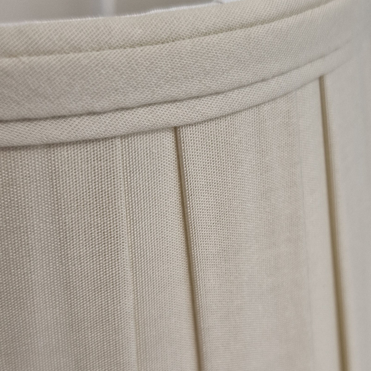 Chantilly Box Pleat French Provincial Lamp Shade in Oyster Chantilly Box Pleat French Provincial Lamp Shade in Oyster — detail view