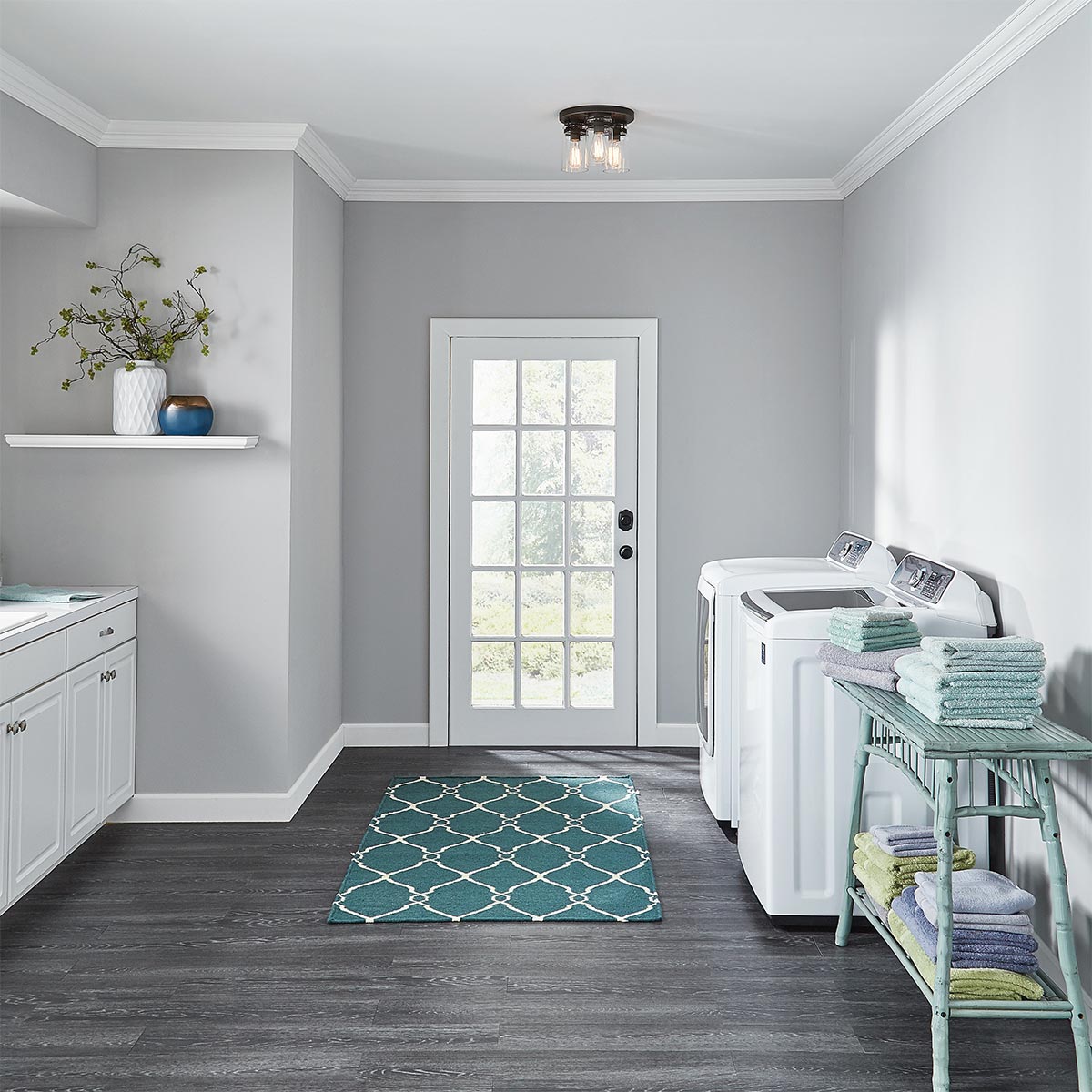 Combe Bassett Industrial Mason Jar Ceiling Flush Bronze Combe Bassett Industrial Mason Jar Ceiling Flush Bronze — in situ view