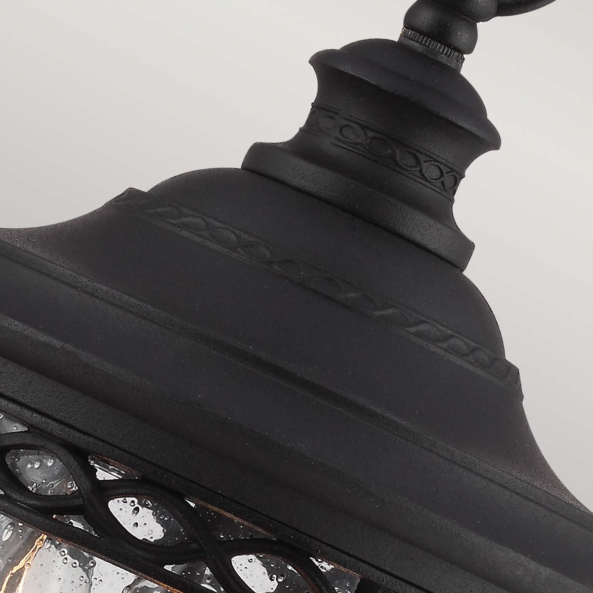 Cotswold Bridle Traditional Chain Lantern Black Cotswold Bridle Traditional Chain Lantern Black — detail view