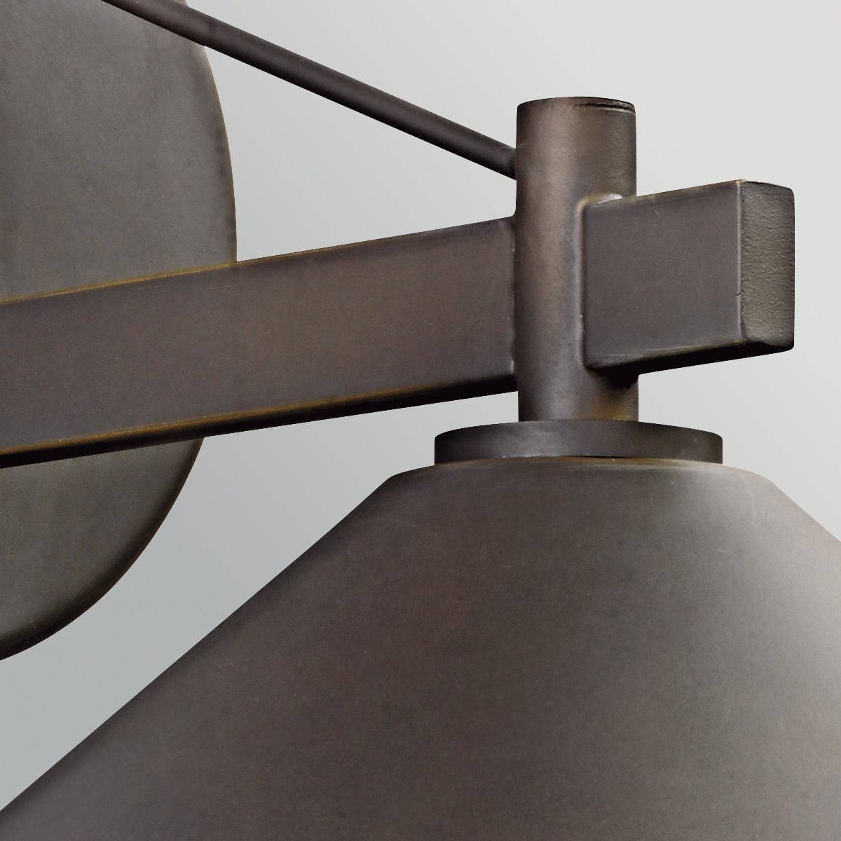 Elsworth Vale Heritage Outdoor Wall Light Old Bronze Elsworth Vale Heritage Outdoor Wall Light Old Bronze — detail view