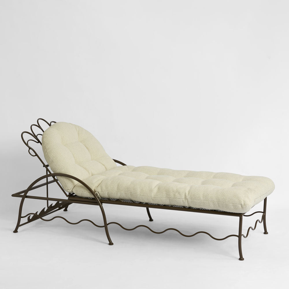 Grandview Lounger French Provincial Sun Lounge Brown