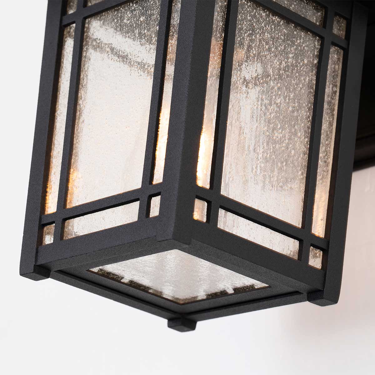 Grantham Abbey Traditional Small Outdoor Wall Lantern Black Grantham Abbey Traditional Small Outdoor Wall Lantern Black — detail view