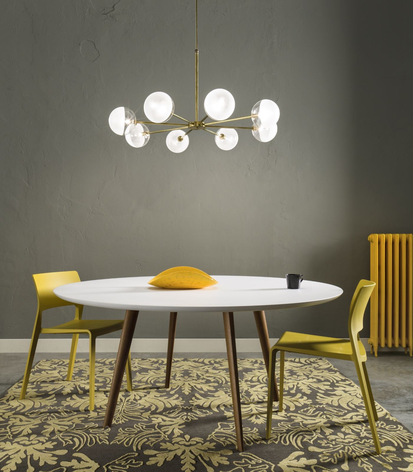 Grantwell Sputnik 8 Light Glass Ball Pendant Grantwell Sputnik 8 Light Glass Ball Pendant