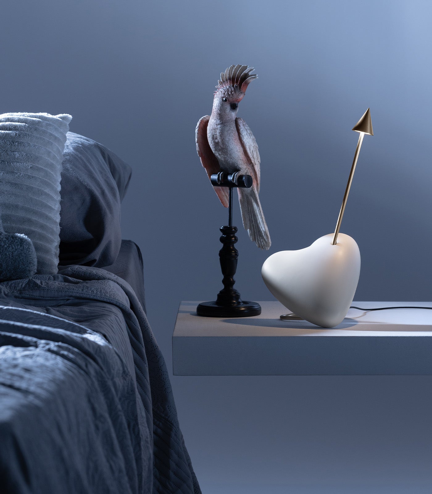 Hartwell Contemporary Heart Table Lamp Matte Blue, Matte Red, Matte White Hartwell Contemporary Heart Table Lamp Matte Blue, Matte Red, Matte White