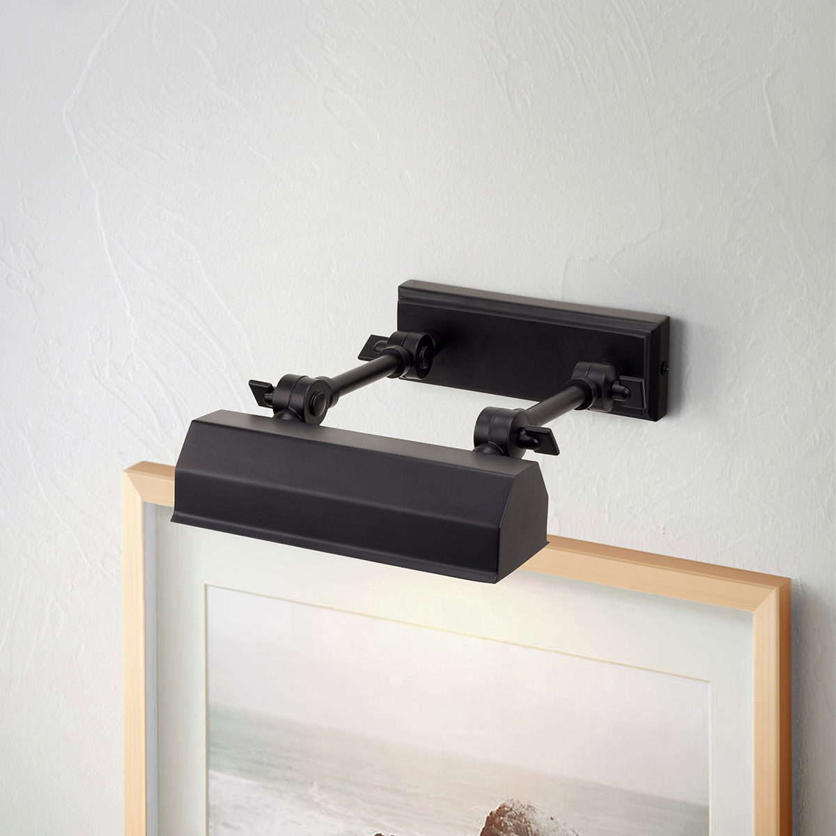 Hedgerow Manor Small Picture Light Black Hedgerow Manor Small Picture Light Black — lifestyle