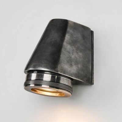 Kenswich Heritage Outdoor Wall Light Antique Silver