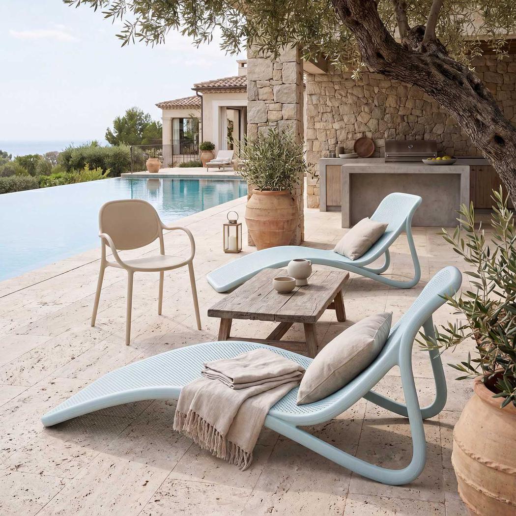 Kentbury Dining French Provincial Outdoor Armchair in Beige Kentbury Dining French Provincial Outdoor Armchair in Beige