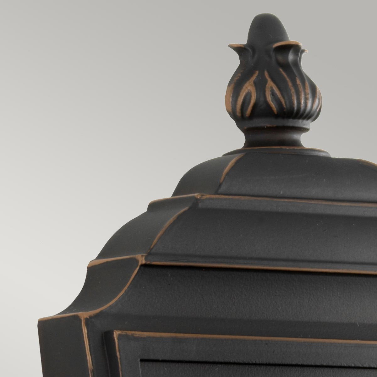 Kestrel Hollow Traditional Outdoor Wall Lantern Rubbed Bronze Kestrel Hollow Traditional Outdoor Wall Lantern Rubbed Bronze — detail view