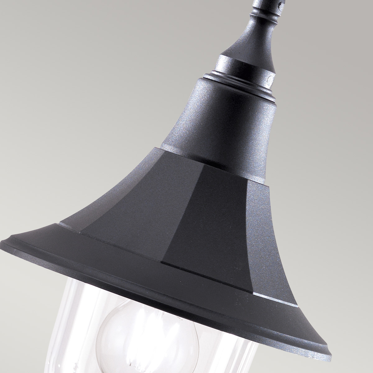 Kilkenny Vale Traditional Chain Lantern Black Kilkenny Vale Traditional Chain Lantern Black — detail view