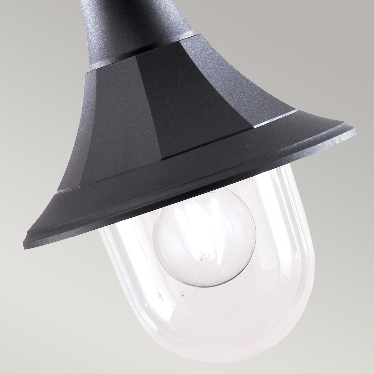 Kilkenny Vale Traditional Chain Lantern Black Kilkenny Vale Traditional Chain Lantern Black — detail view