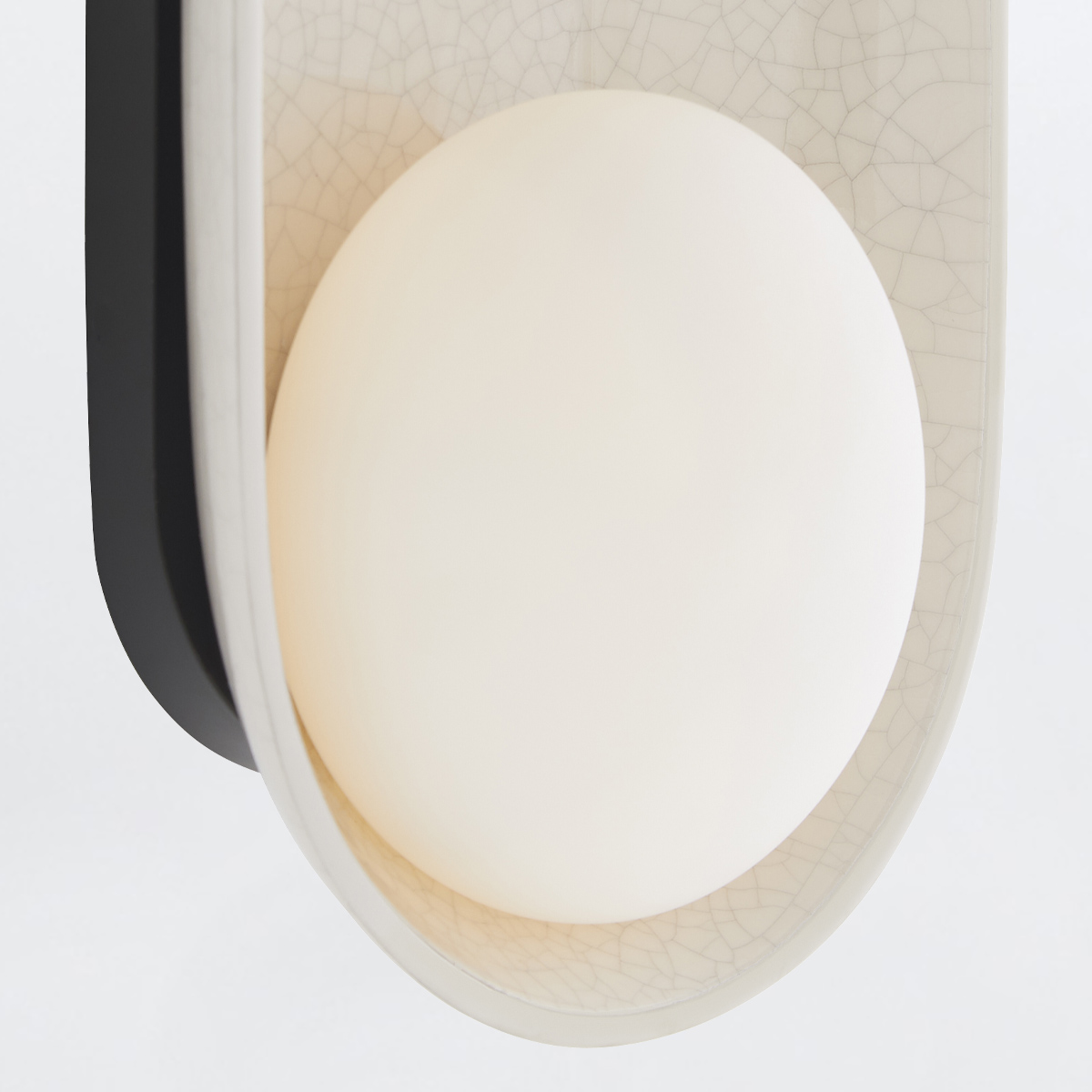 Kilnstone Retro Modern Ceramic Wall Light Ivory Crackle Glaze Kilnstone Retro Modern Ceramic Wall Light Ivory Crackle Glaze — detail view