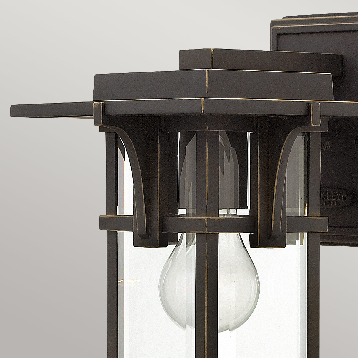 Kingsbury Row Transitional Outdoor Wall Lantern Oil Rubbed Bronze Kingsbury Row Transitional Outdoor Wall Lantern Oil Rubbed Bronze — detail view