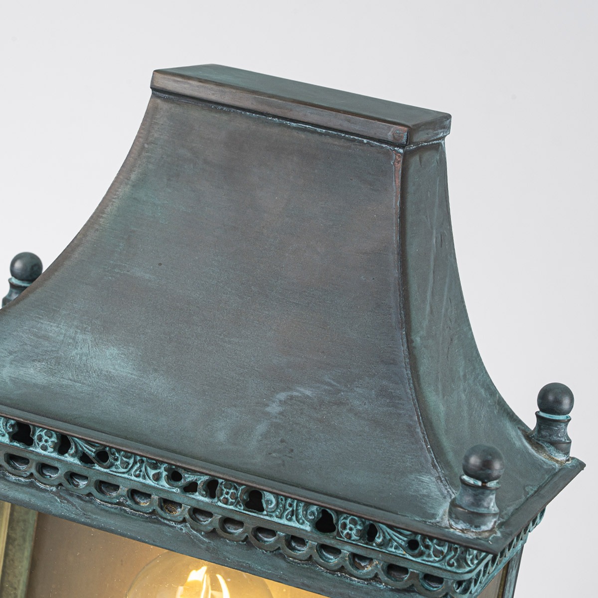 Kingswell Verdigris Traditional Wall Lantern Kingswell Verdigris Traditional Wall Lantern — detail view