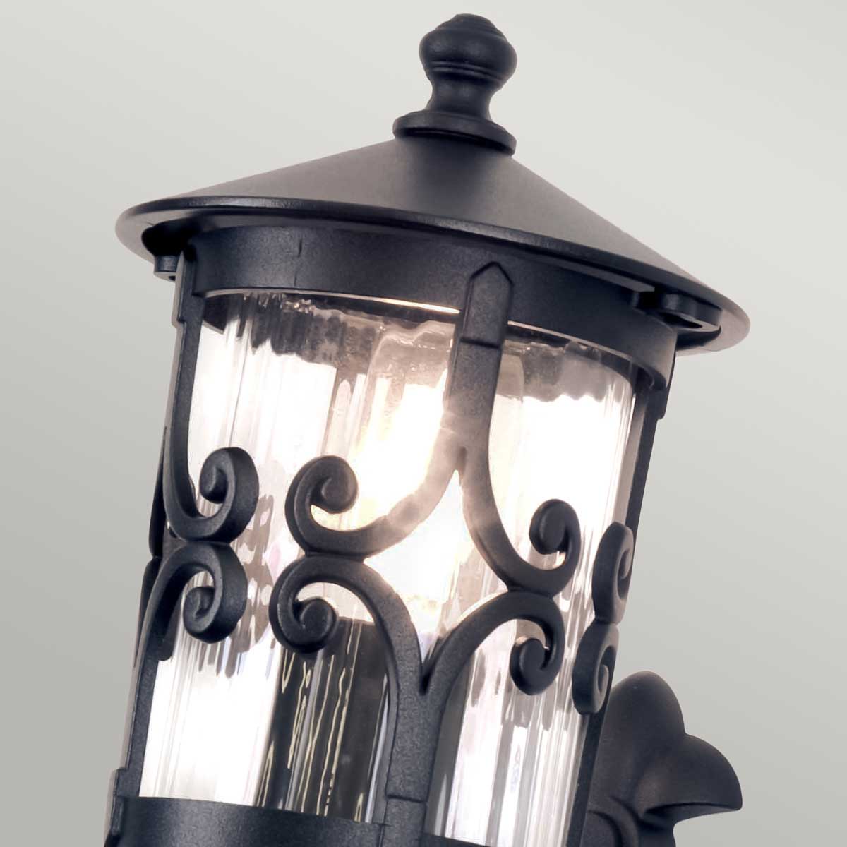 Ledbourne Traditional Outdoor Wall Lantern Black Ledbourne Traditional Outdoor Wall Lantern Black — detail view