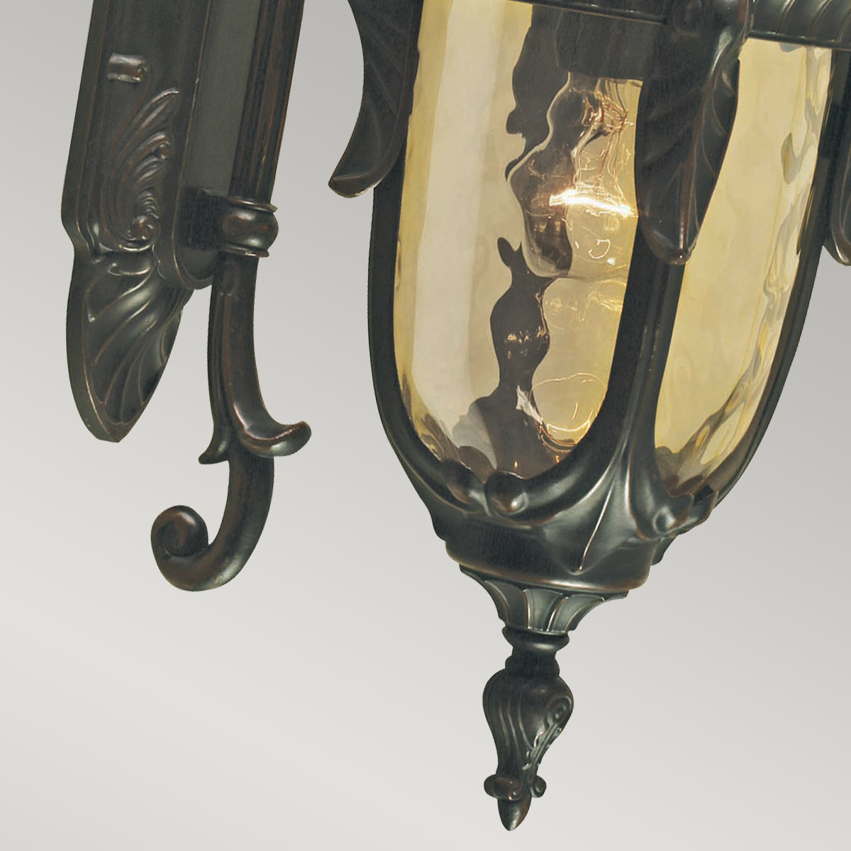 Liberty Crossing Traditional Outdoor Wall Lantern Old Bronze Liberty Crossing Traditional Outdoor Wall Lantern Old Bronze — detail view