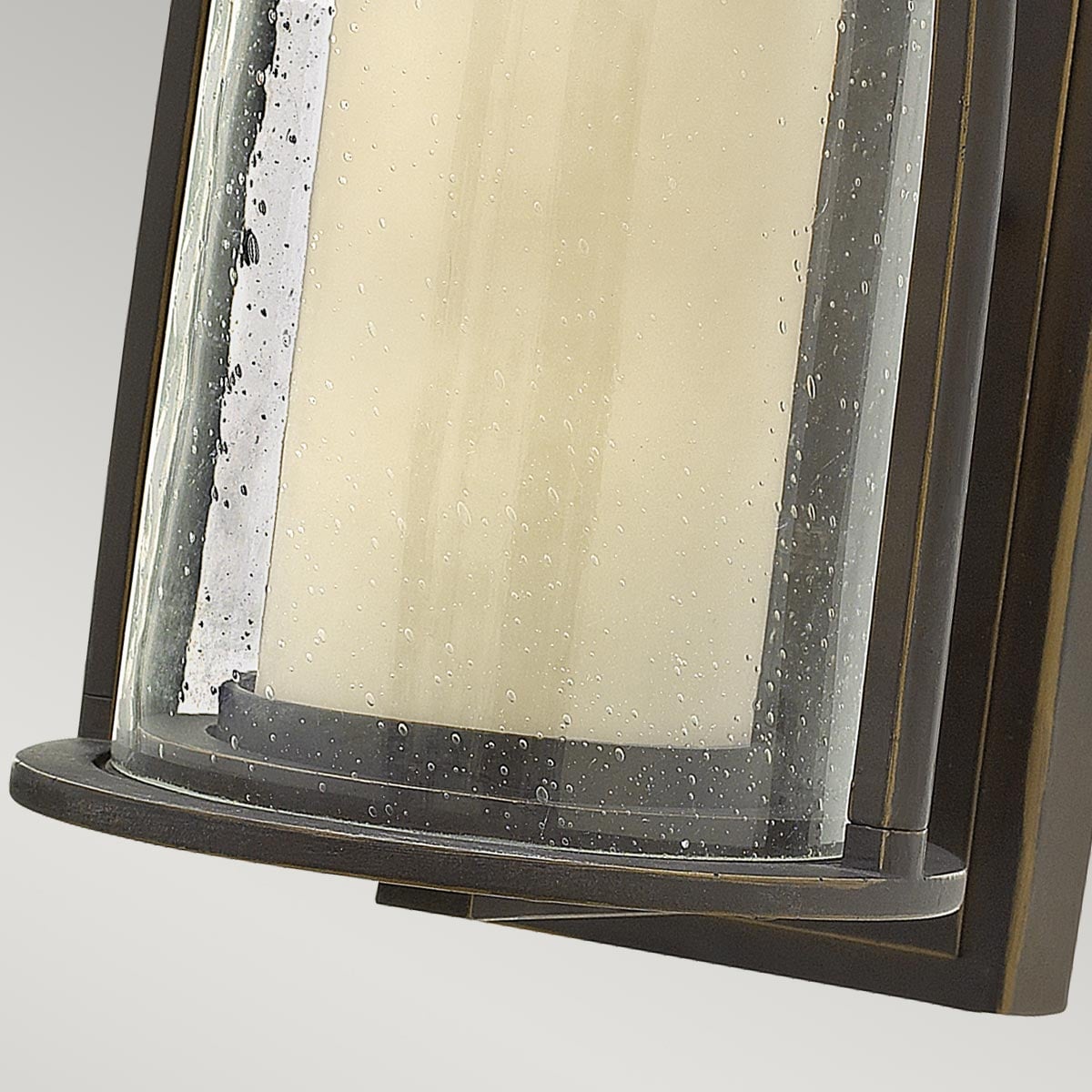 Longmere Court Hamptons Outdoor Wall Light Oil Rubbed Bronze Longmere Court Hamptons Outdoor Wall Light Oil Rubbed Bronze — detail view