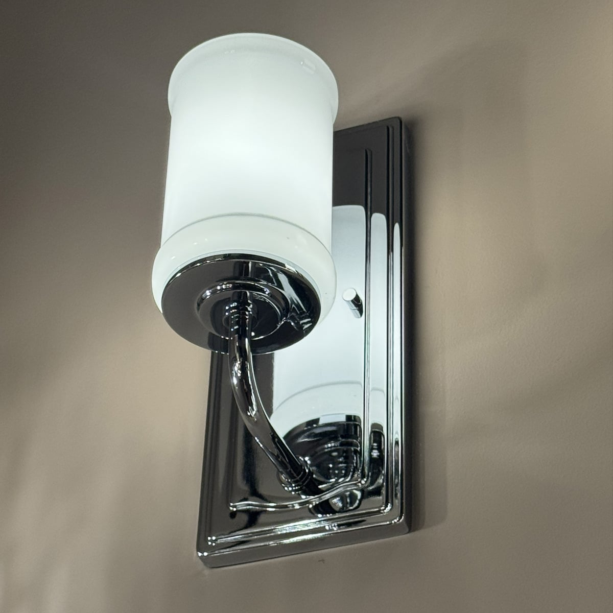 Norwood Cross Light Polished Chrome — in situ view