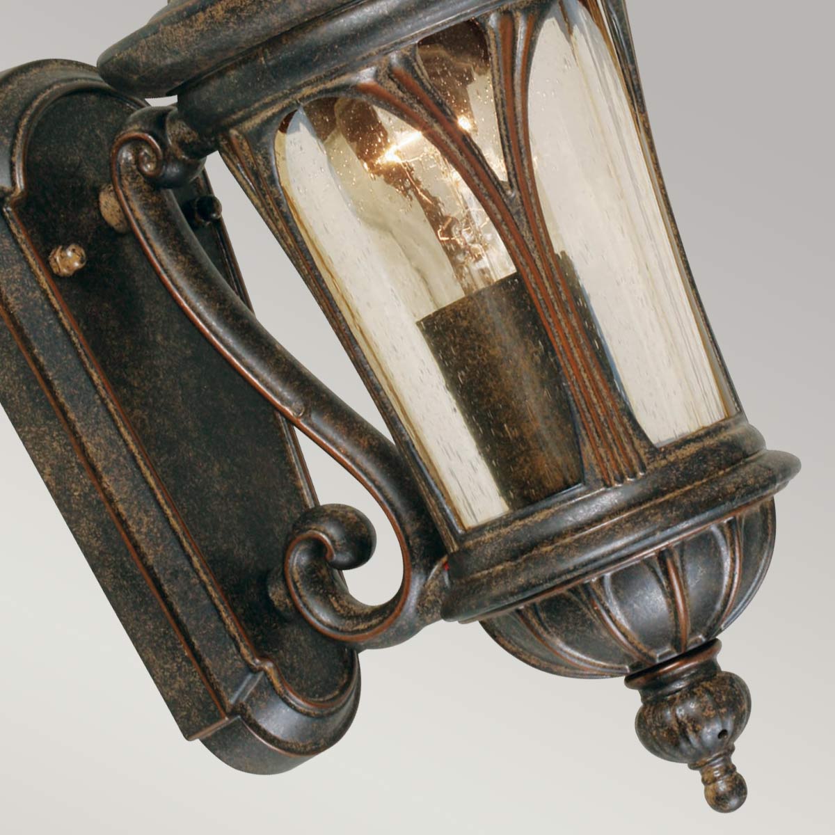 Old Colony Traditional Small Wall Lantern Weathered Bronze Old Colony Traditional Small Wall Lantern Weathered Bronze — detail view