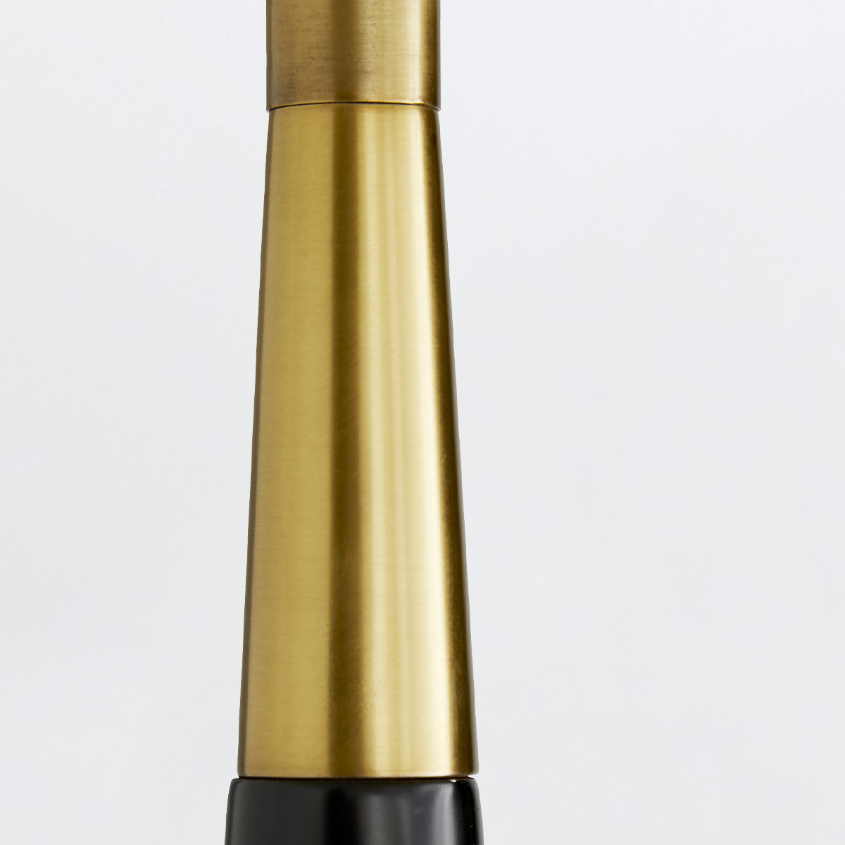 Oldstone Hamptons Floor Lamp Black And Antique Brass Oldstone Hamptons Floor Lamp Black And Antique Brass — detail view