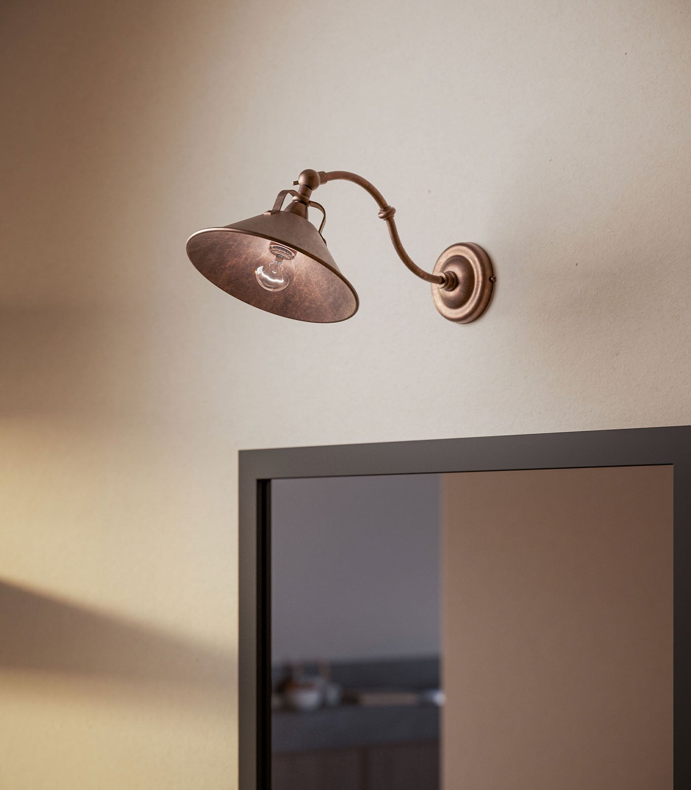 Pavia Industrial Straight Wall Light Antique Brass Pavia Industrial Straight Wall Light Antique Brass