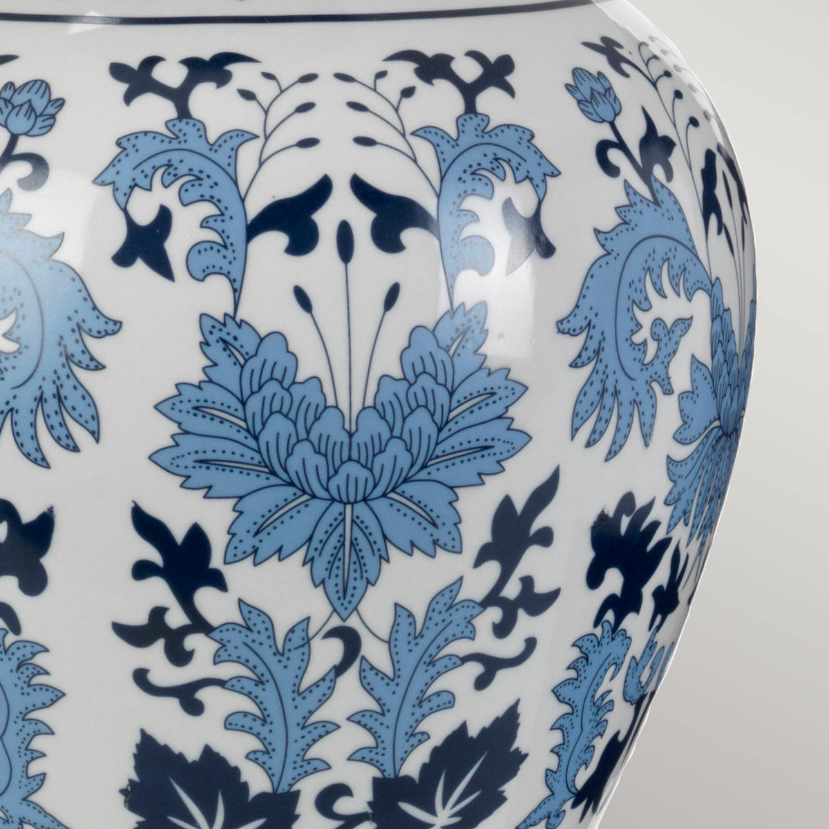 Porcelain Meadow Chinoiserie Table Lamp Blue and White Porcelain Meadow Chinoiserie Table Lamp Blue and White — detail view