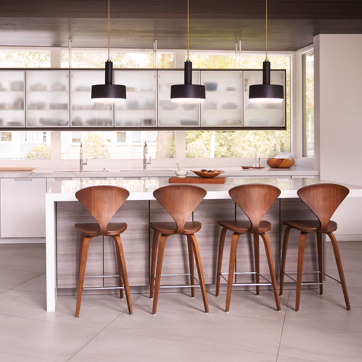 Ravensmoor Contemporary Pendant Black And Brass Ravensmoor Contemporary Pendant Black And Brass — in situ view