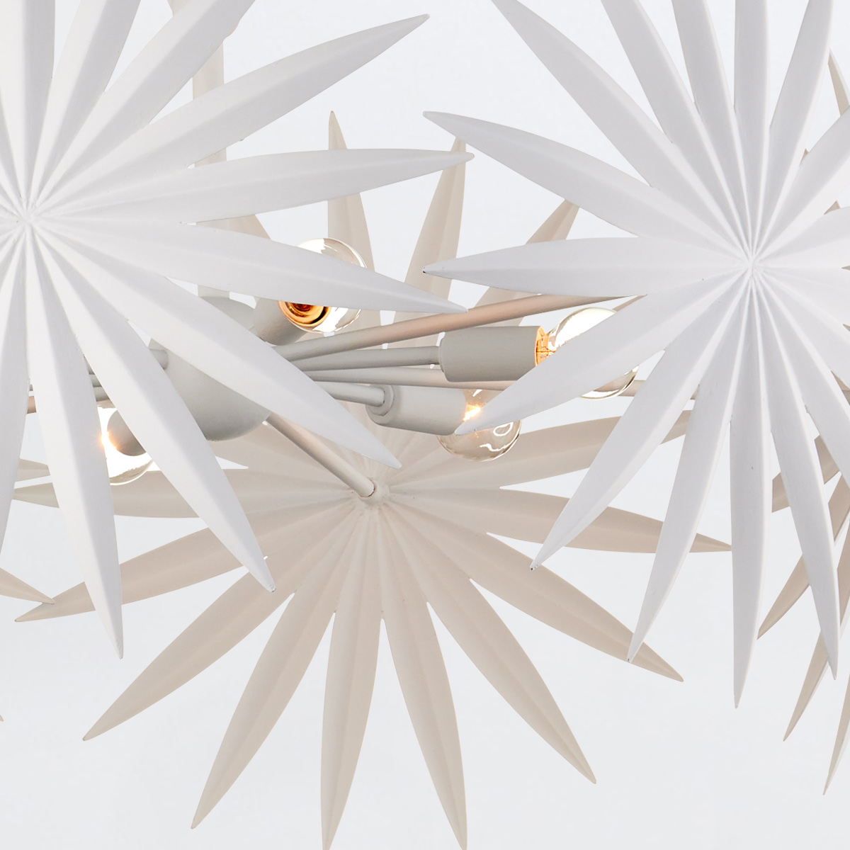 Regency Palm Artistic Chandelier Gesso White Regency Palm Artistic Chandelier Gesso White — detail view