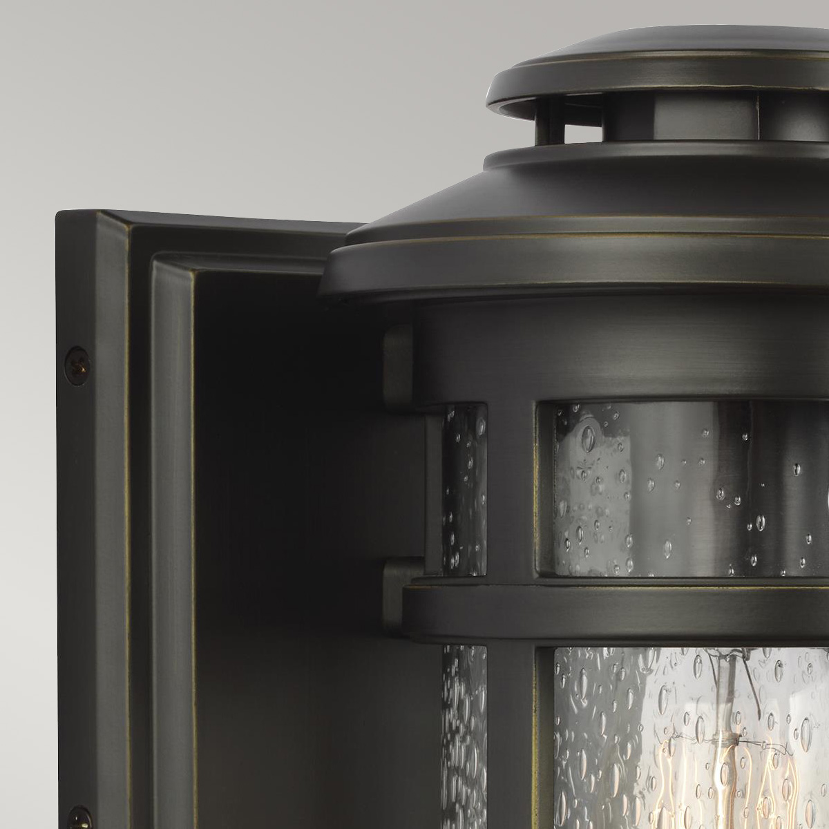 Seabourne Hamptons Outdoor Wall Lantern Antique Bronze Seabourne Hamptons Outdoor Wall Lantern Antique Bronze — detail view
