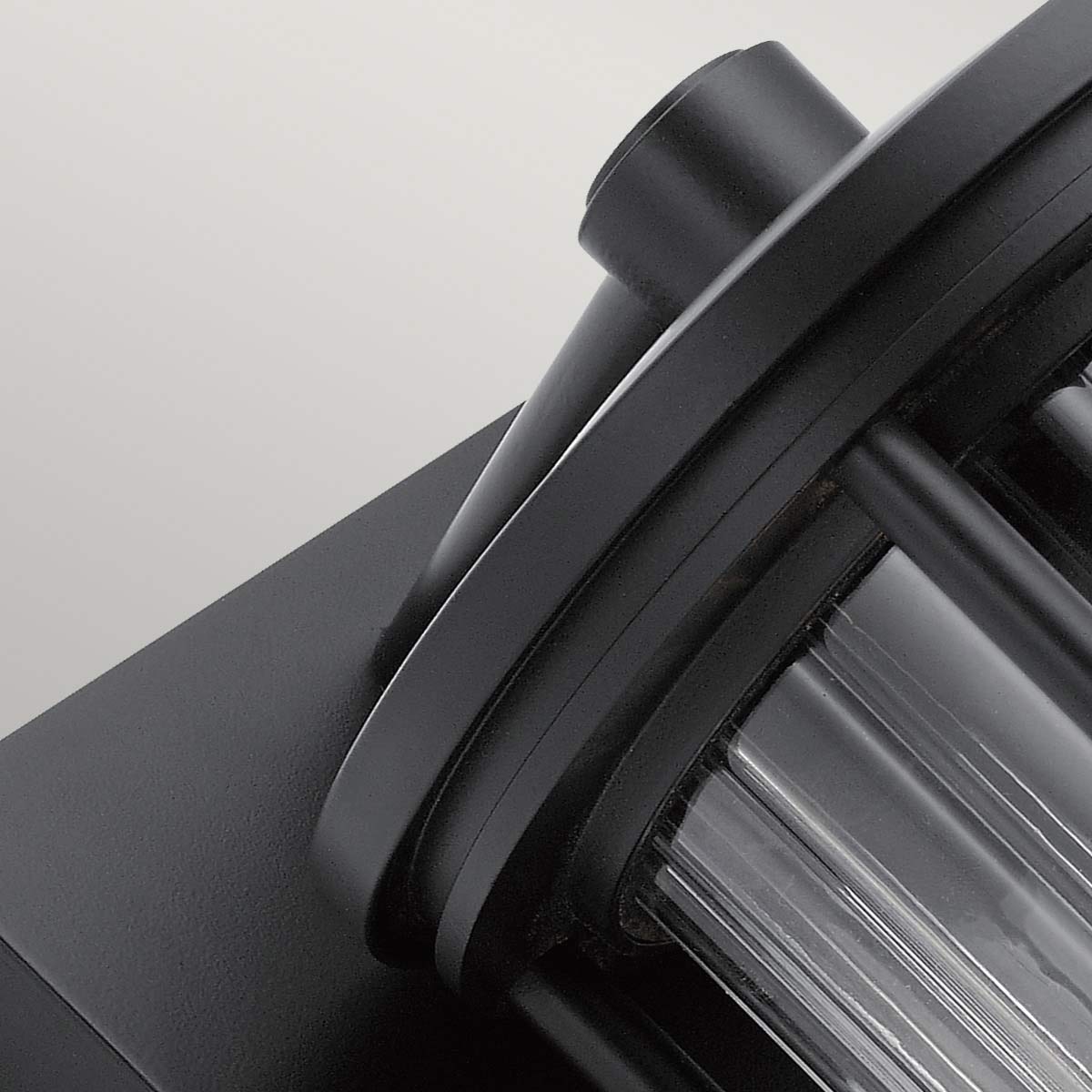 Sheepwash Traditional Outdoor Wall Lantern in Black Sheepwash Traditional Outdoor Wall Lantern in Black — detail view