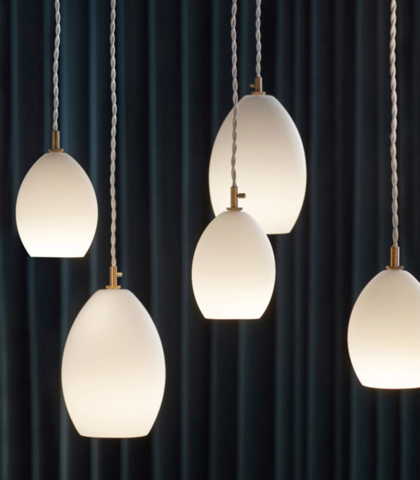 Singular Contemporary Glass Pendant Light Small Transparent Singular Contemporary Glass Pendant Light Small Transparent